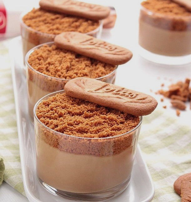Tiramisù lotus